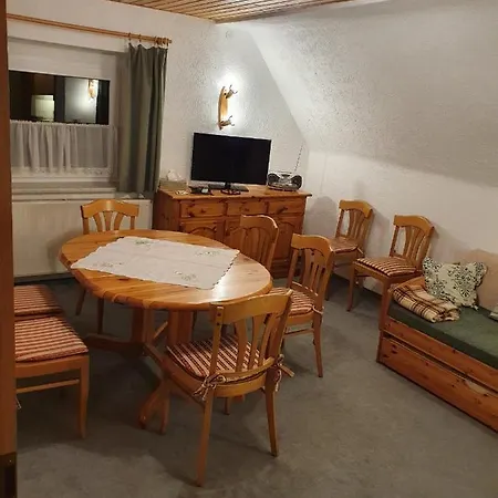 Vakantiehuis Am Rennsteig-pension Zur Wetterwarte Brotterode